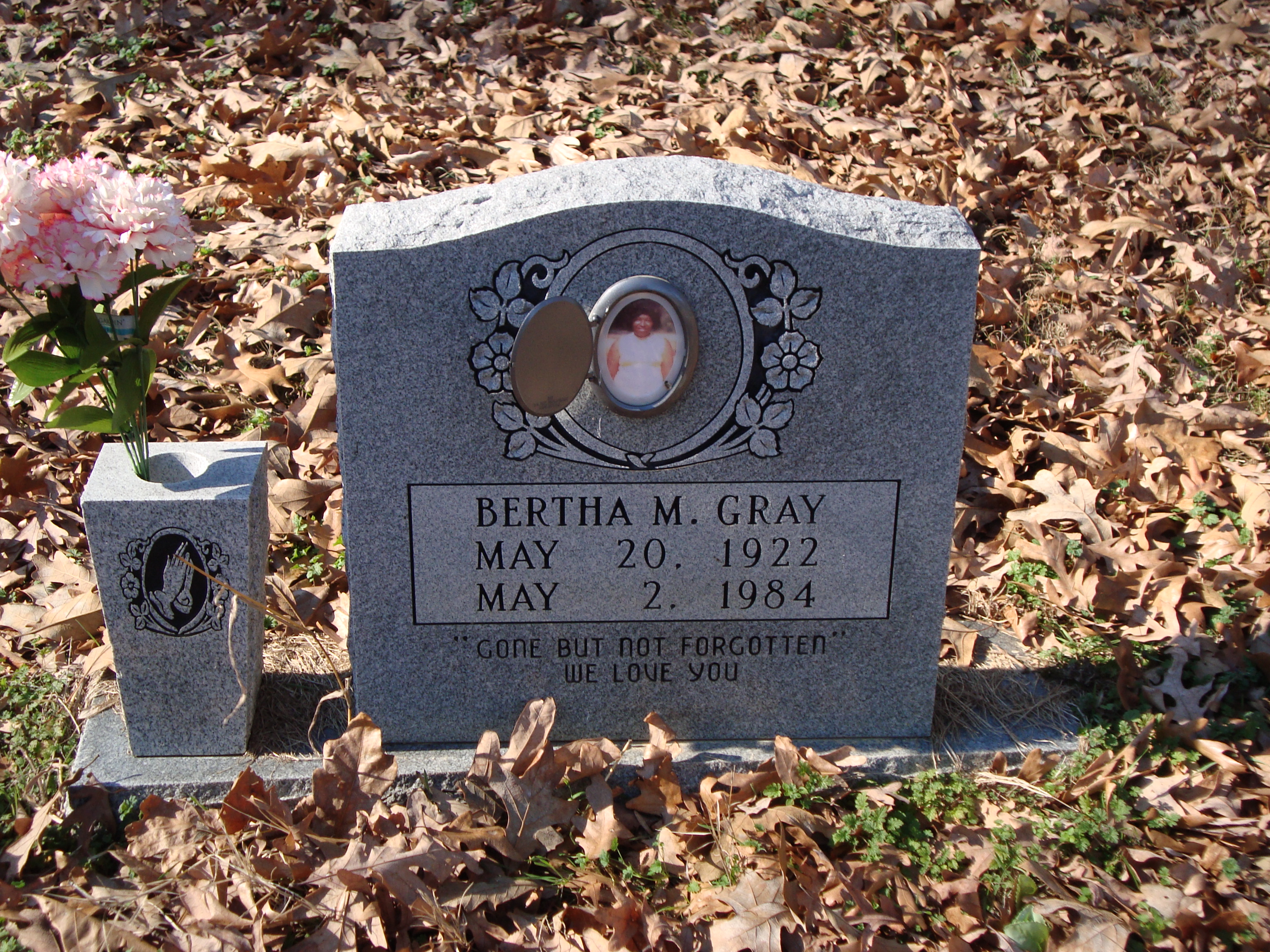 Bertha Mae Cobb-Gray (1922-1984)